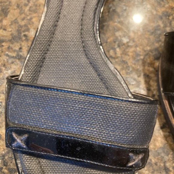 CHANEL Sandals - Picture 4 of 9